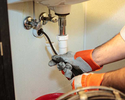 Plumb & Leaking